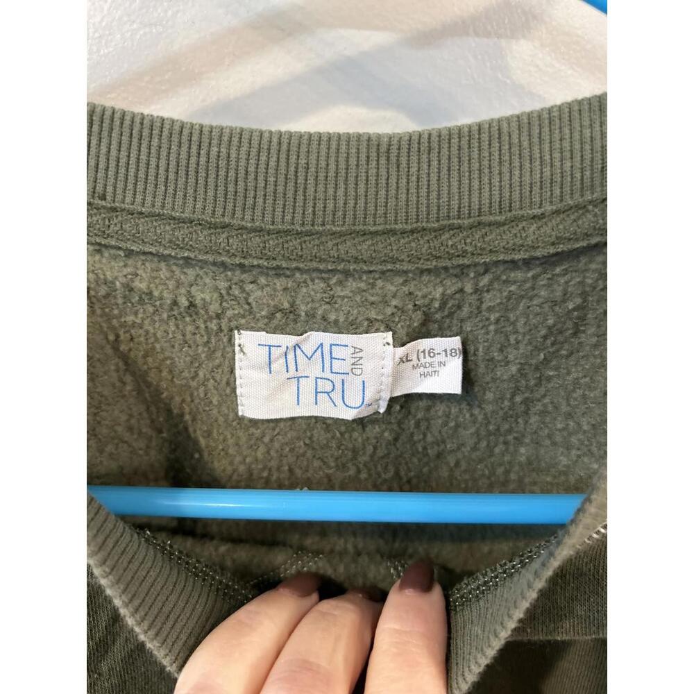 Time and Tru Olive Green Sweatshirt Size XL - Picture 2 of 3